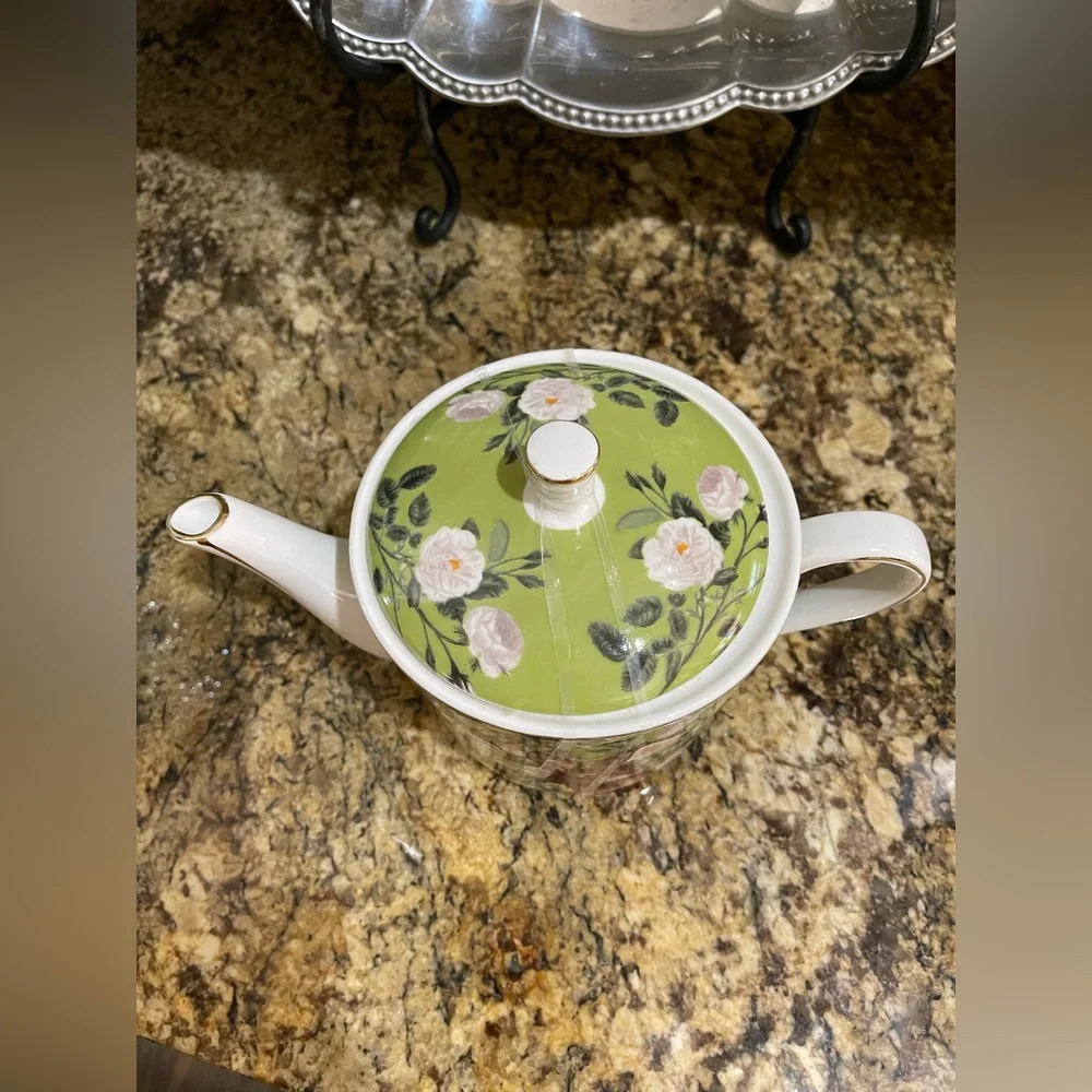 Grace Teaware Bunny Rabbit green floral fine porcelain teapot - Brand new!